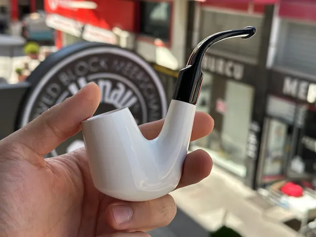 altinay-translucent-oom-paul-meerschaumpfeife-a image 1