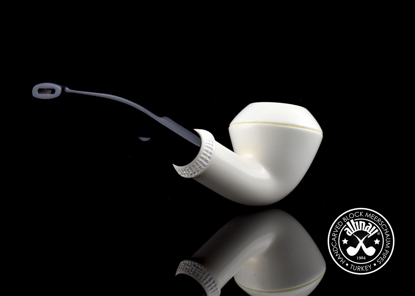 altinay-classic-rhodesian-meerschaumpfeife-rund-2 image 3