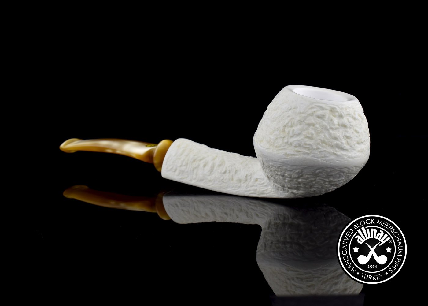 altinay-classic-bulldog-meerschaumpfeife-freehand image 1