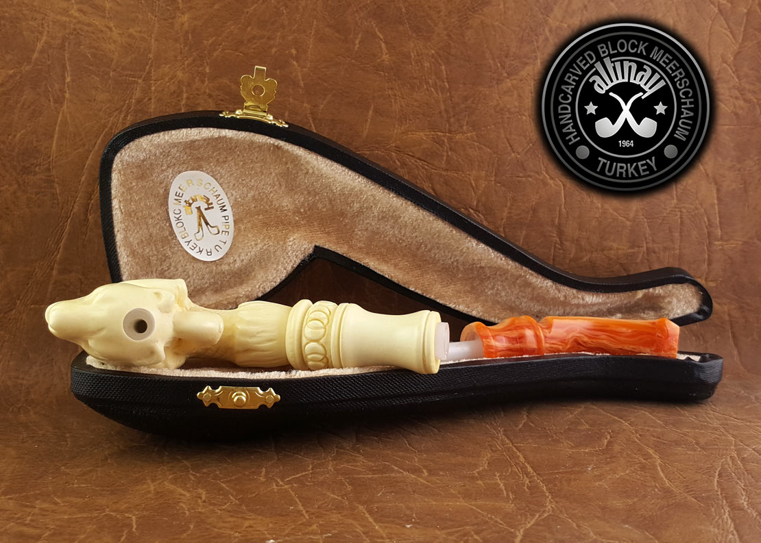 altinay-wolf-in-the-claw-zigarettenspitze-meerschaum-figur image 4