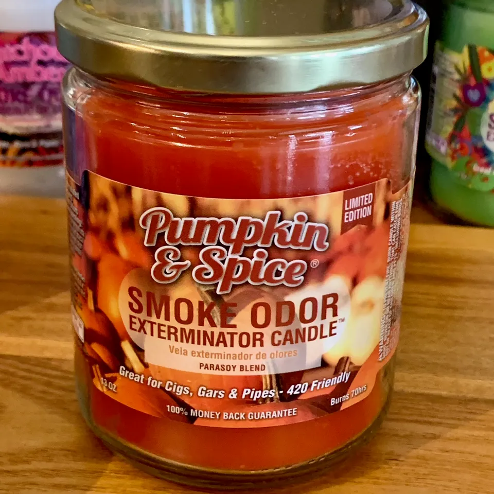 smoke-odor-exterminator-duftkerze-pumpkin-spice-13oz image 1