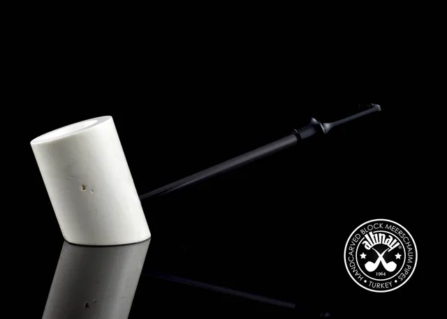 altinay-translucent-poker-meerschaumpfeife-a-carbon-glatt image 1