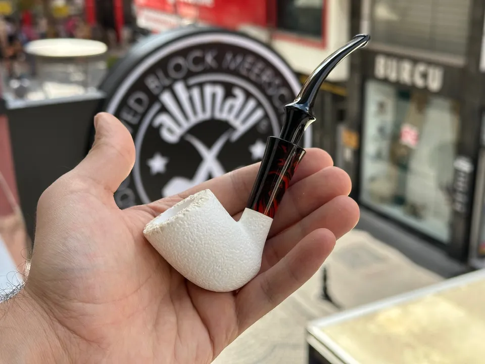 altinay-classic-acorn-meerschaumpfeife-eldritch-resin image 1