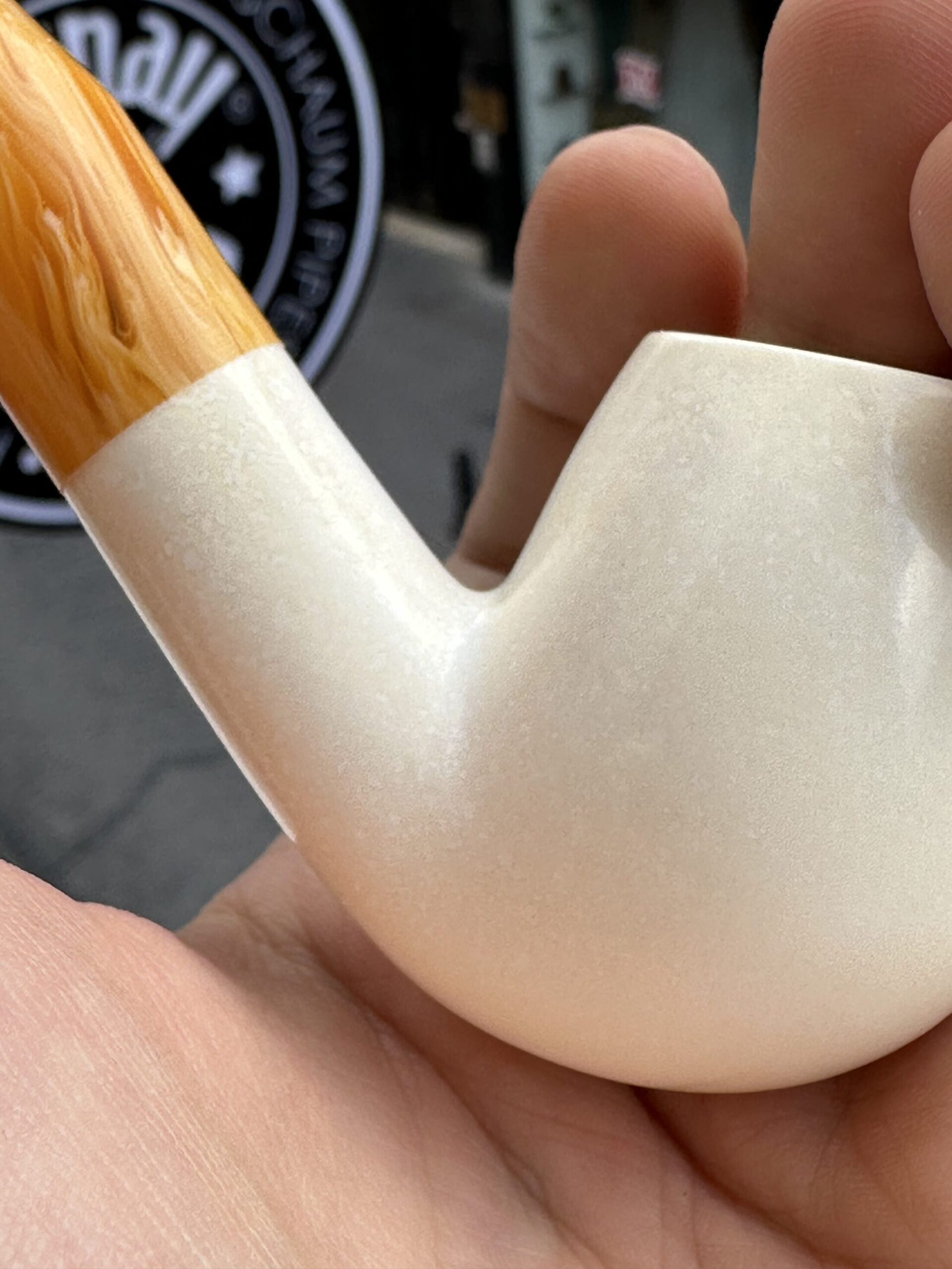 altinay-translucent-bent-billiard-meerschaumpfeife-a image 4