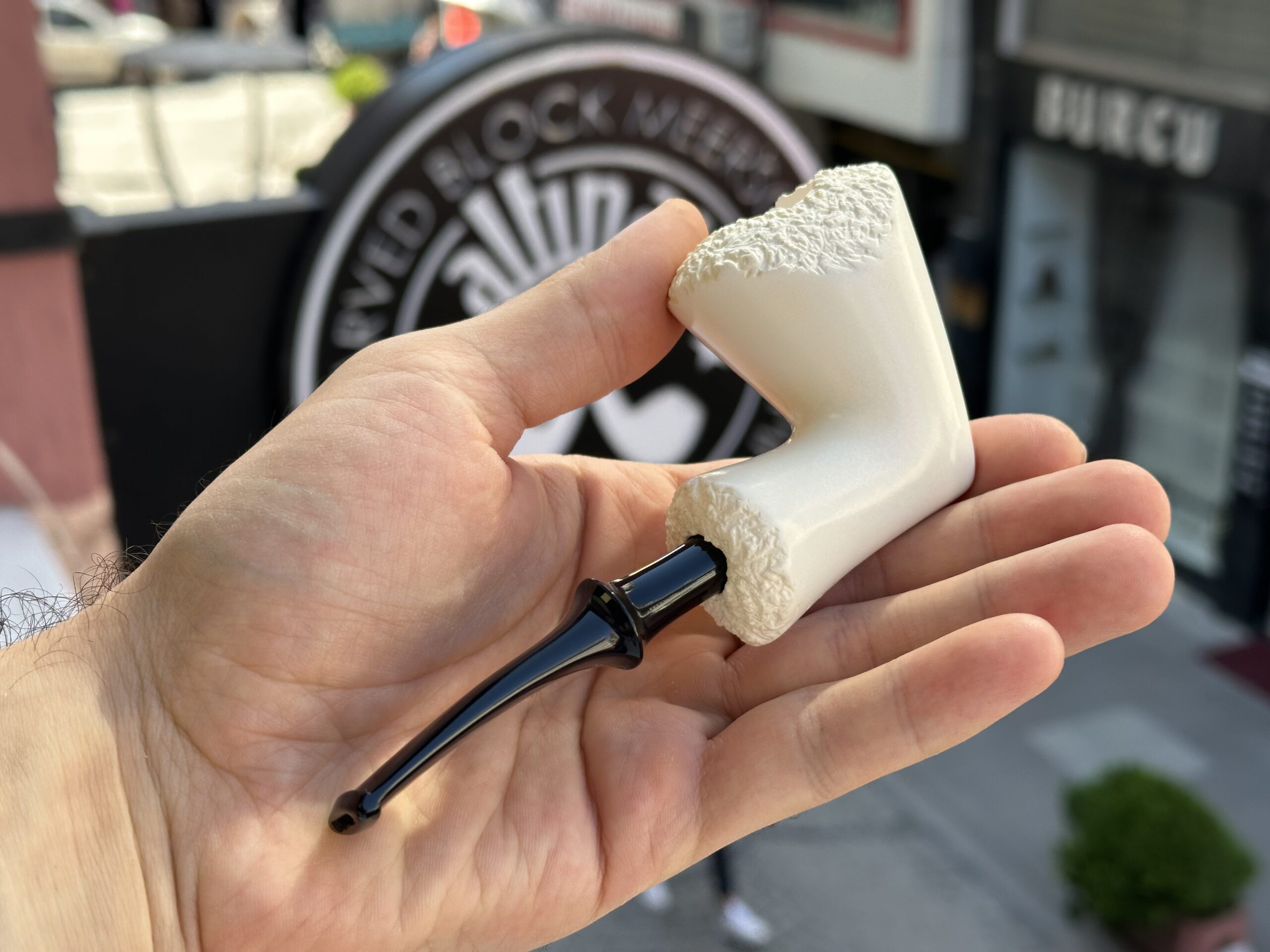 altinay-translucent-acorn-meerschaumpfeife-a image 2