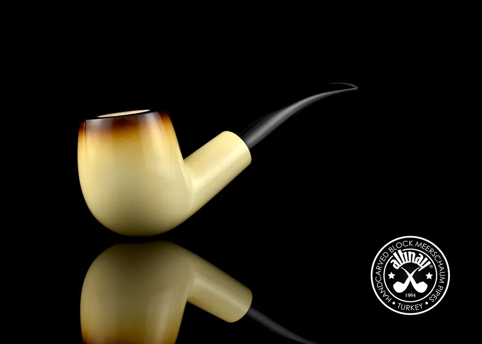 altinay-lee-van-cleef-meerschaumpfeife-calcined-cognac image 1