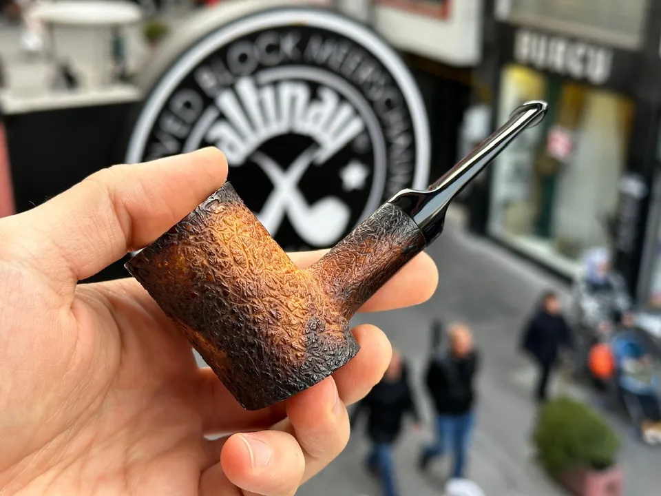 altinay-classic-dagner-poker-meerschaumpfeife-standfu image 1