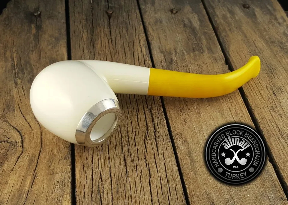 altinay-classic-bent-meerschaumpfeife-silberkappe-etui-2 image 1