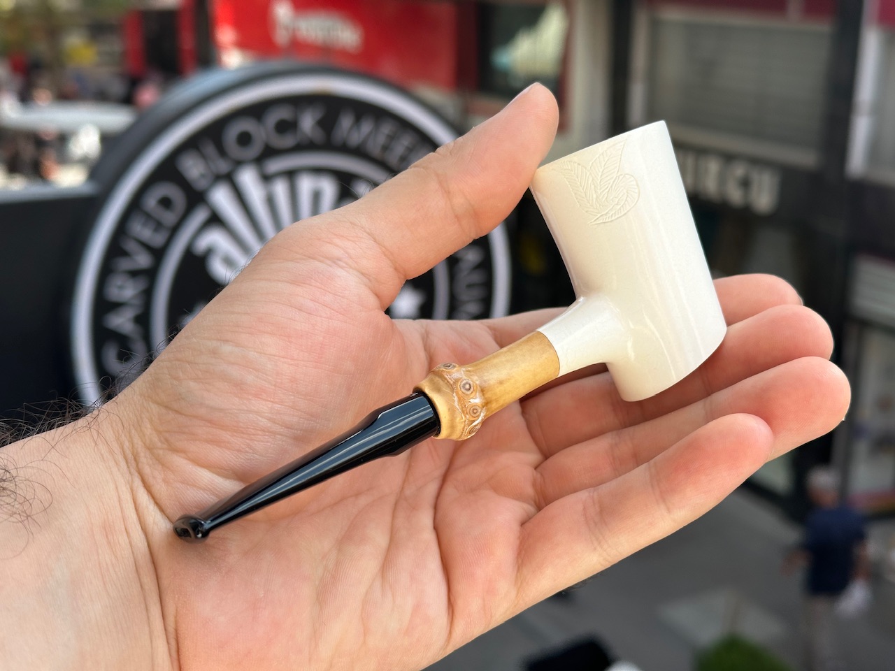 altinay-translucent-poker-meerschaumpfeife-a-natur image 2