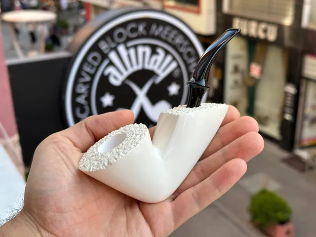 altinay-classic-freehand-dublin-meerschaumpfeife-natur-freihand image 1