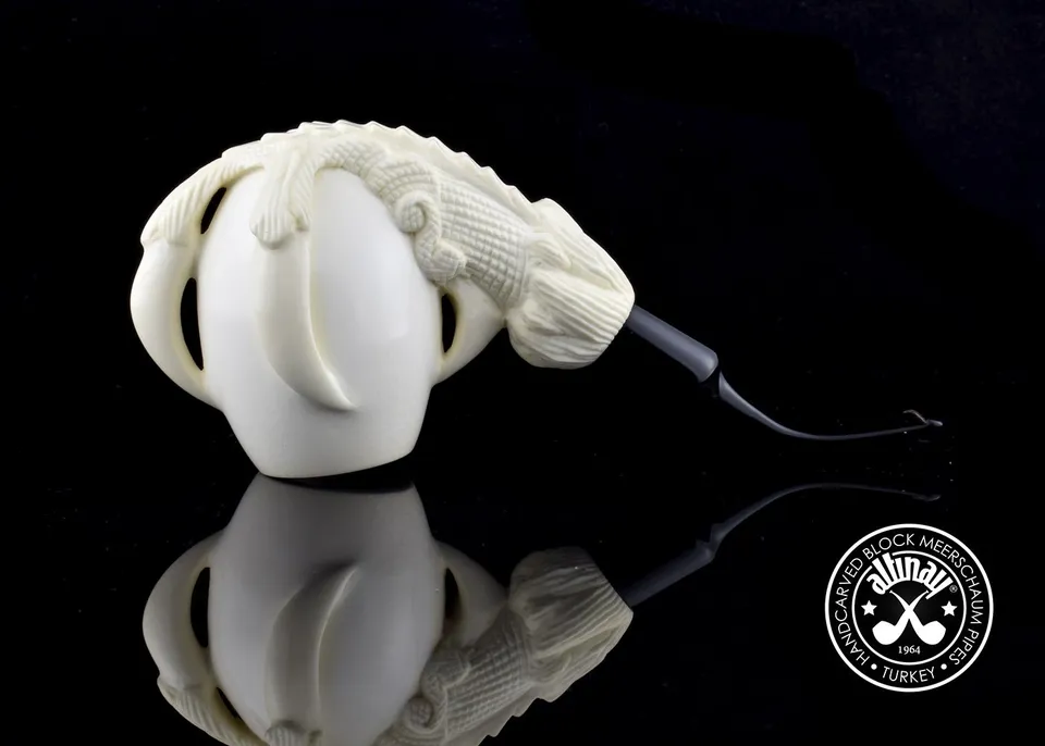 altinay-translucent-eagle-s-claw-meerschaumpfeife-transluzent image 1