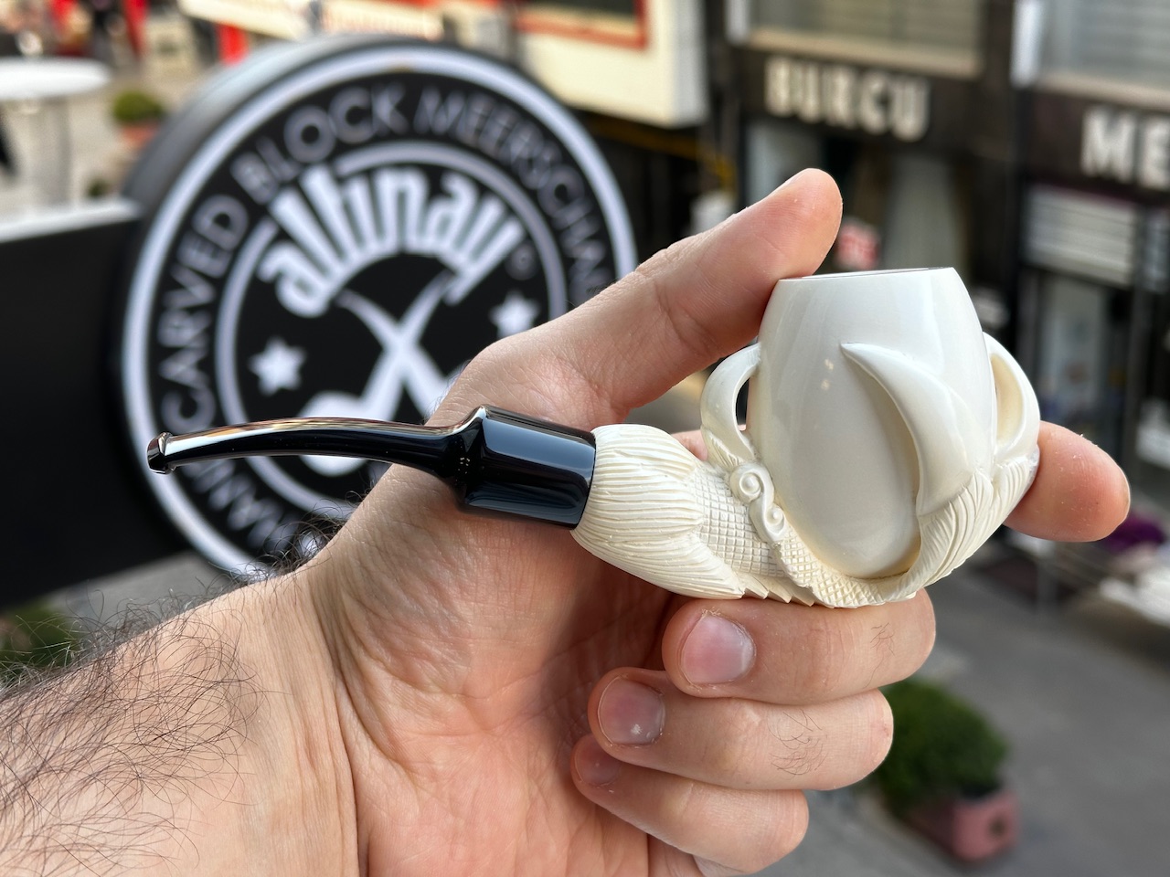 altinay-eagle-s-claw-meerschaumpfeife-kralle-geschnitzt image 3