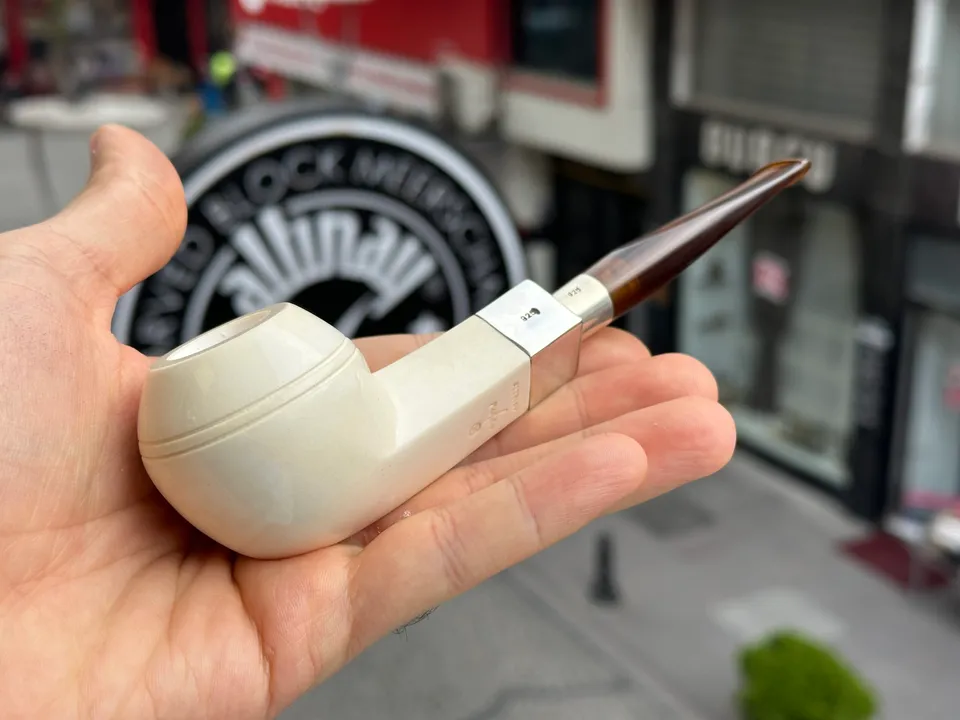 altinay-translucent-bulldog-silber-spigot-meerschaumpfeife-a image 1