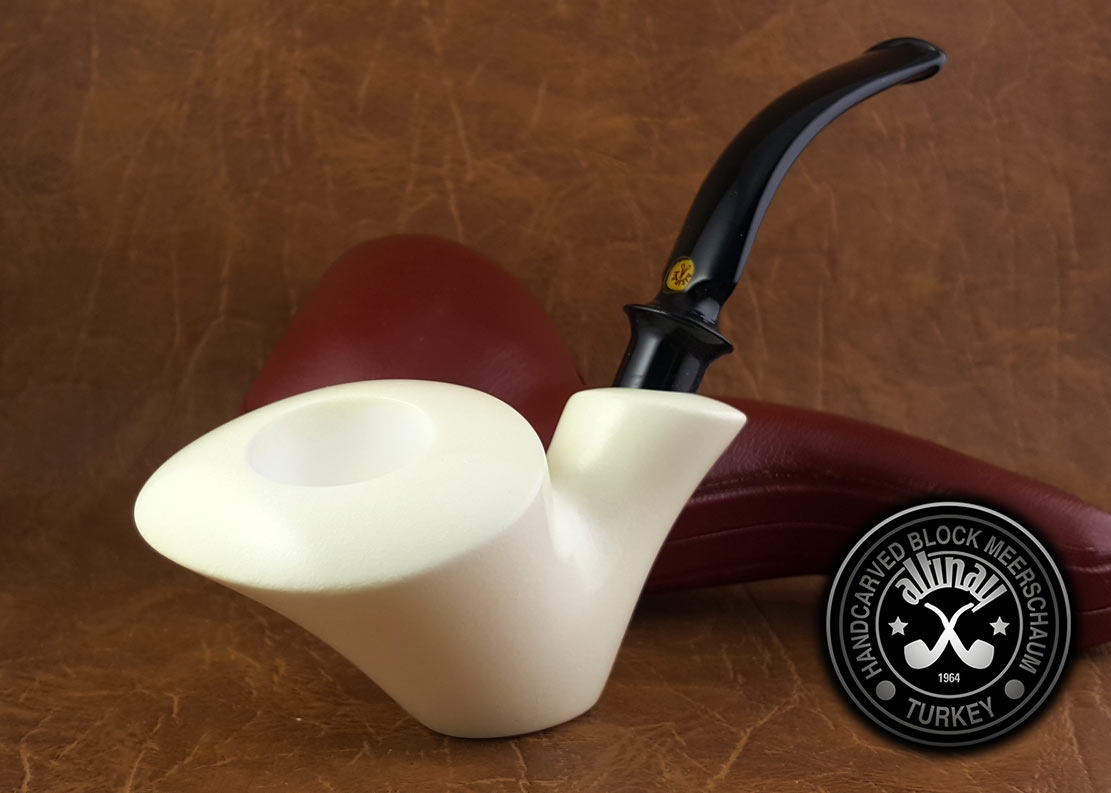 altinay-classic-freehand-sitter-tabakpfeife-meerschaum-stand image 2