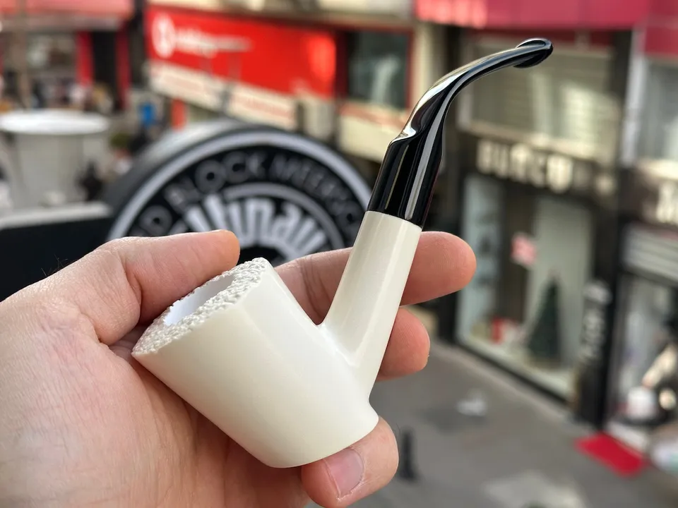altinay-translucent-cherrywood-meerschaumpfeife-a-gebogen image 1