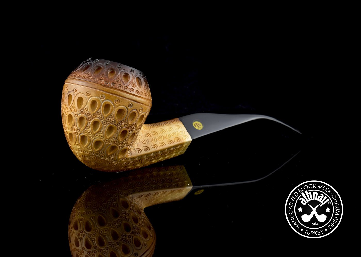 altinay-calcined-bulldog-meerschaumpfeife-lee-van-cleef-stil image 1