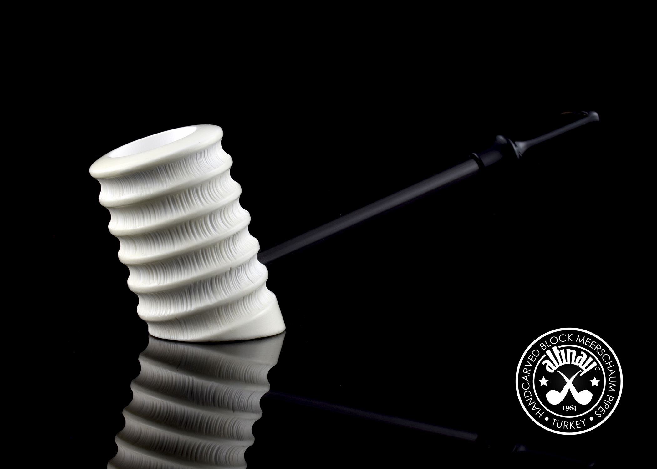 altinay-carbon-fiber-series-poker-meerschaumpfeife-glatt image 2