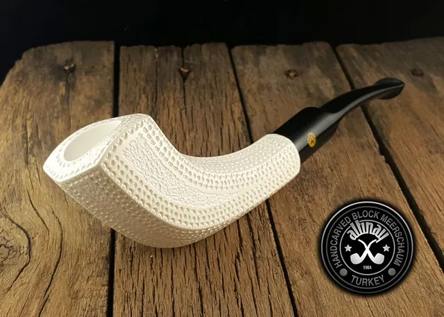 altinay-classic-paneled-horn-meerschaumpfeife-kantig image 1