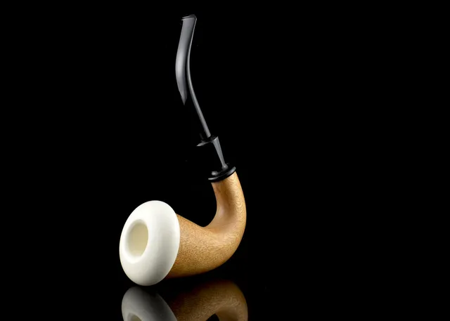 altinay-calabash-okoume-pfeife-medium-meerschaumeinsatz image 1