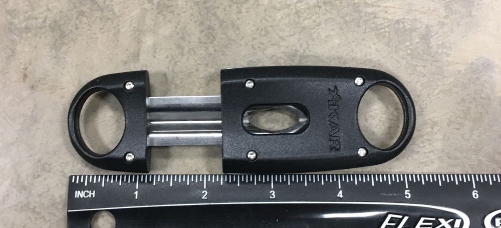 xikar-vx-metal-v-cut-zigarrenschneider-schwarz-64 image 4