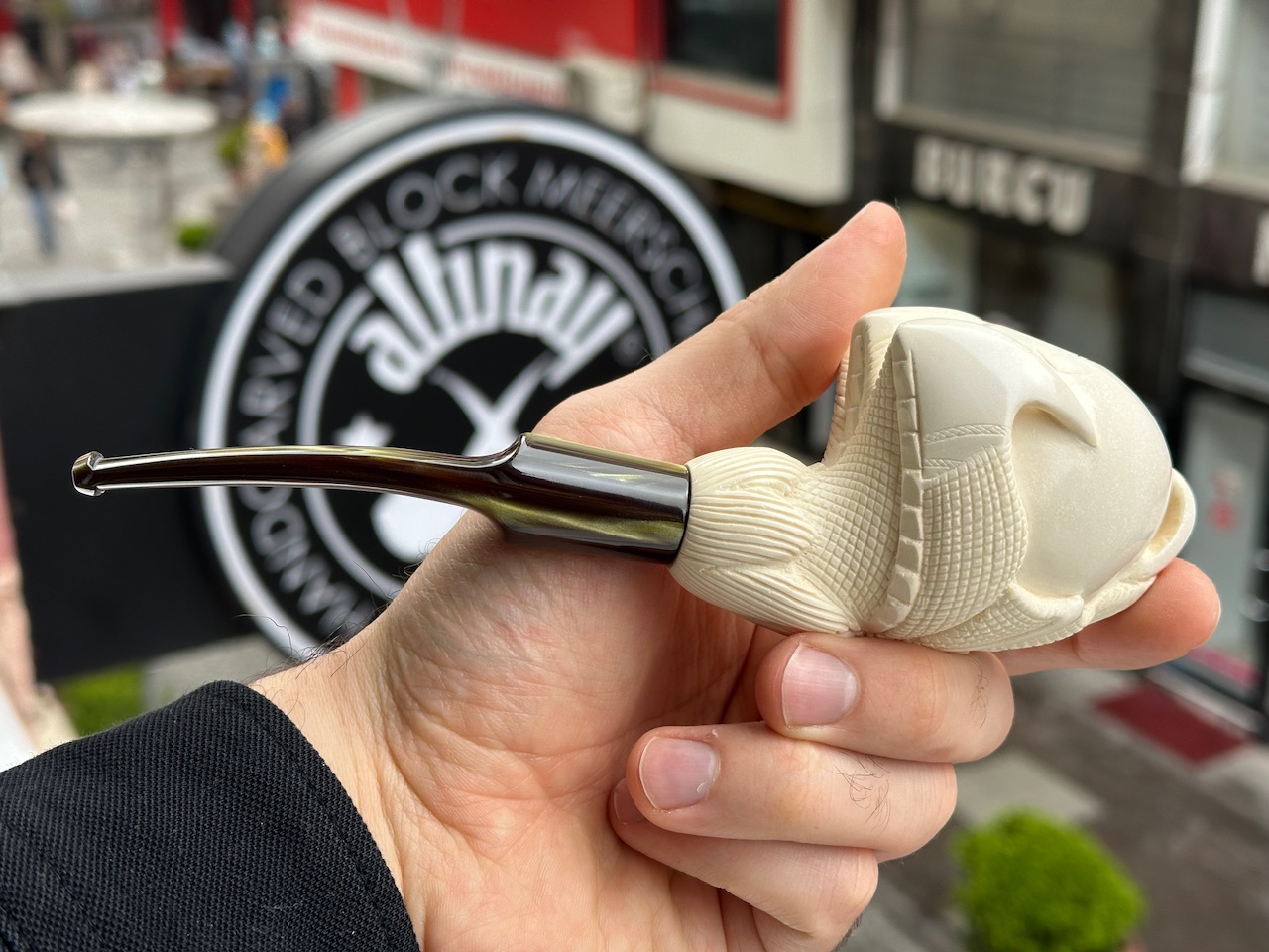 altinay-translucent-claw-meerschaumpfeife-figur-a image 3