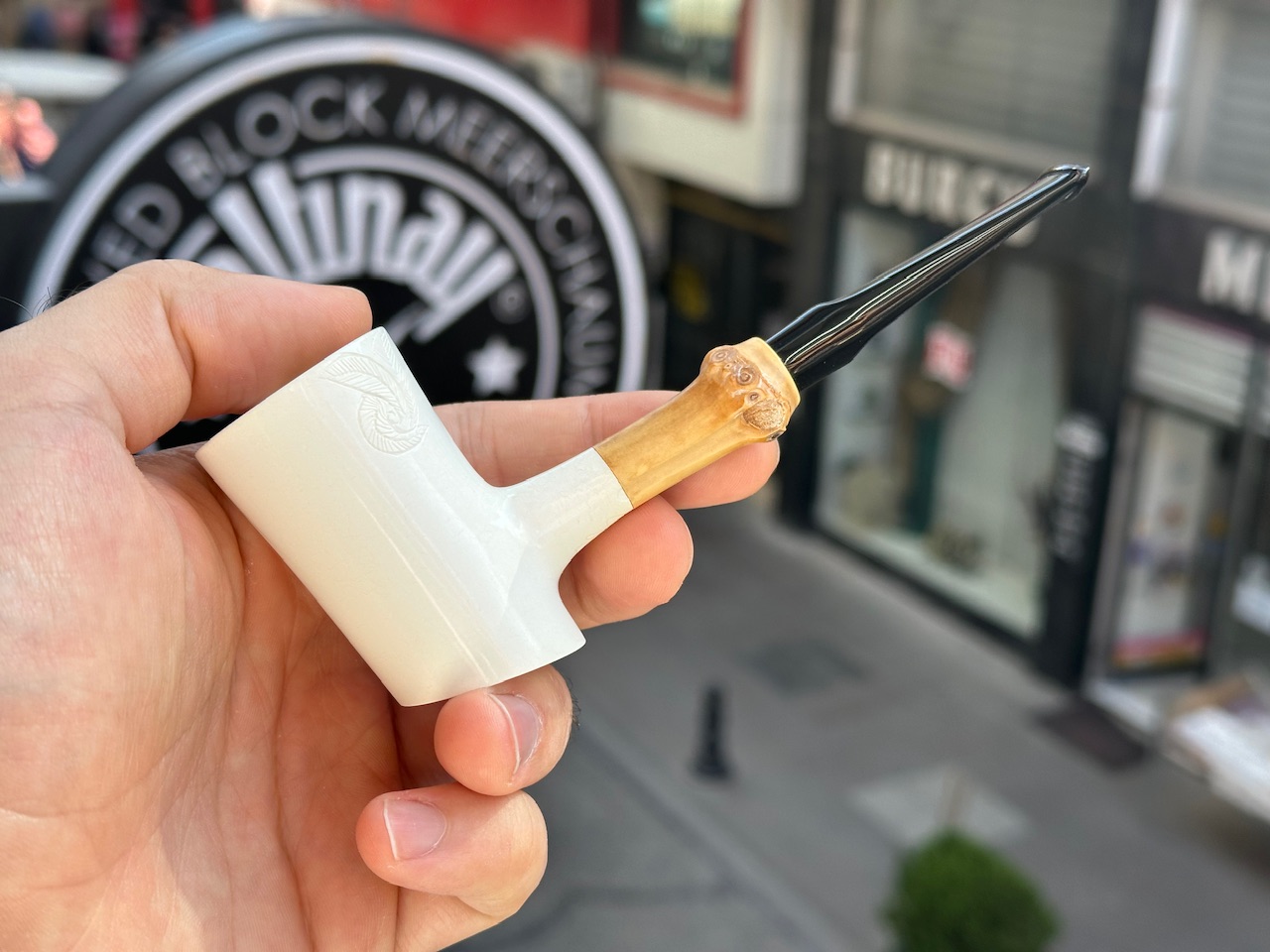 altinay-translucent-poker-meerschaumpfeife-a-natur image 4