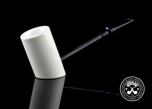 altinay-translucent-poker-meerschaumpfeife-carbon-holm image 1