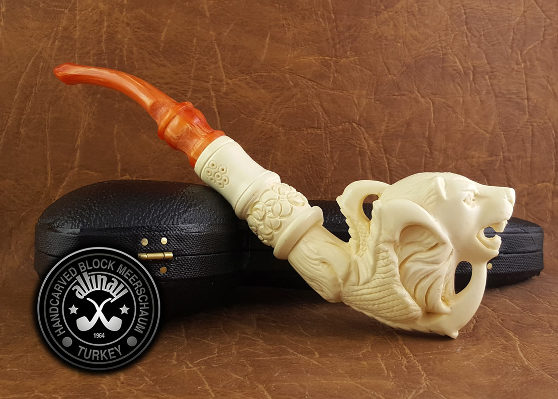 altinay-wolf-in-claw-zigarettenspitze-meerschaum image 3