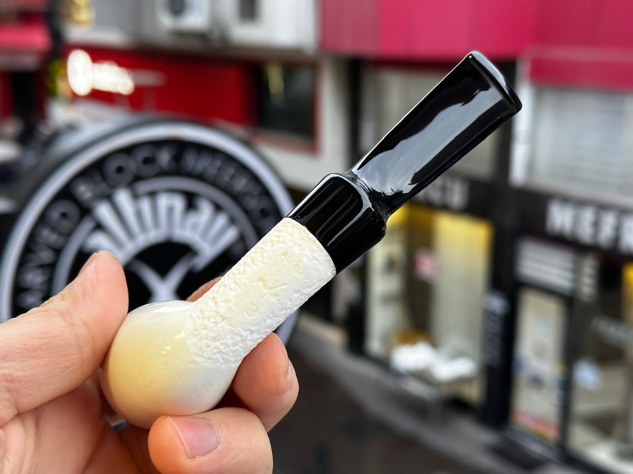 altinay-translucent-rhodesian-meerschaumpfeife-a-glatt image 4