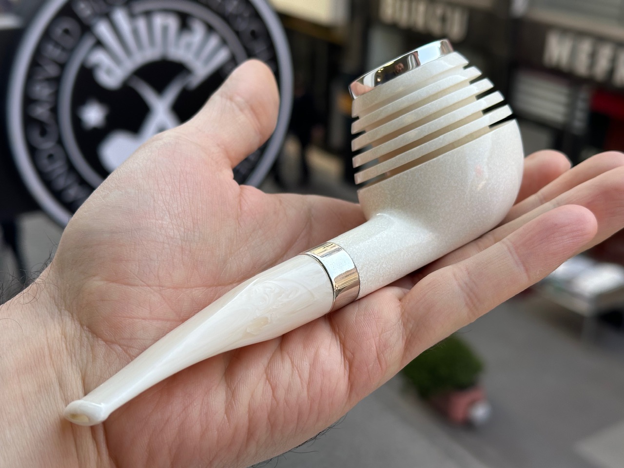 altinay-translucent-radiator-meerschaumpfeife-mit-stopfer image 2