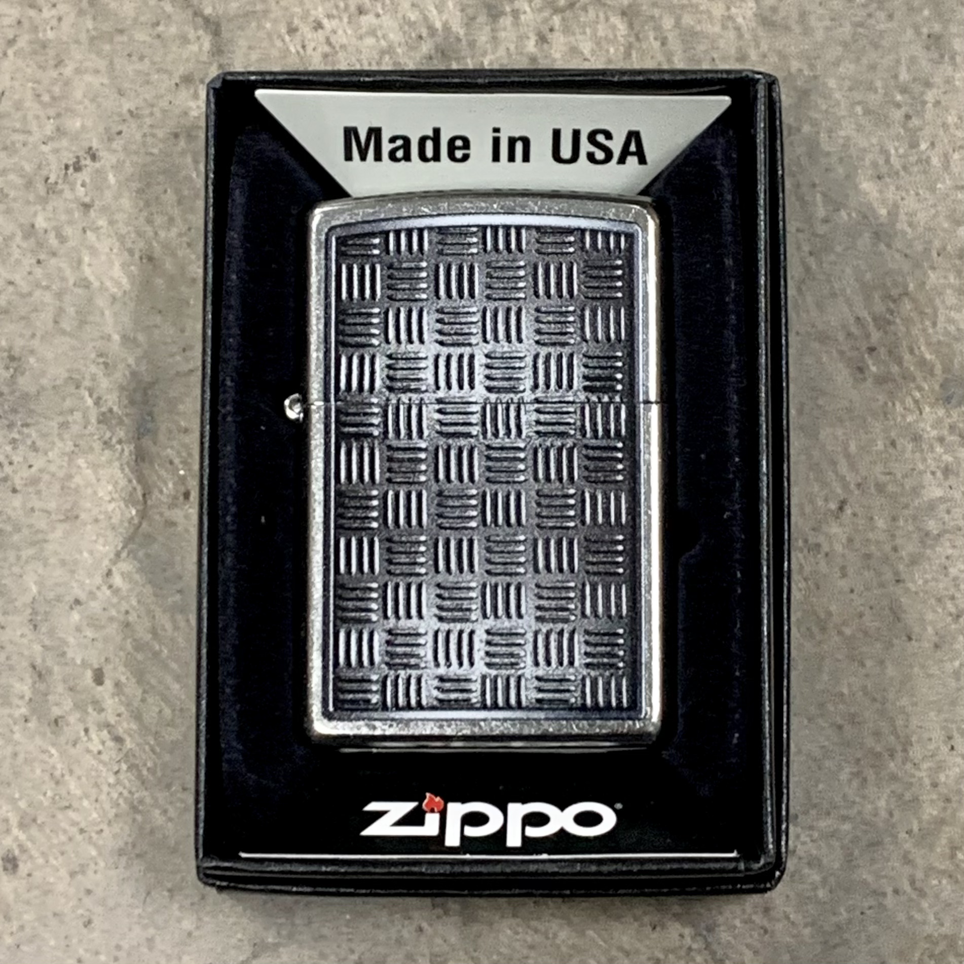 zippo-metal-weave-benzinfeuerzeug-street-chrome-winddicht image 1