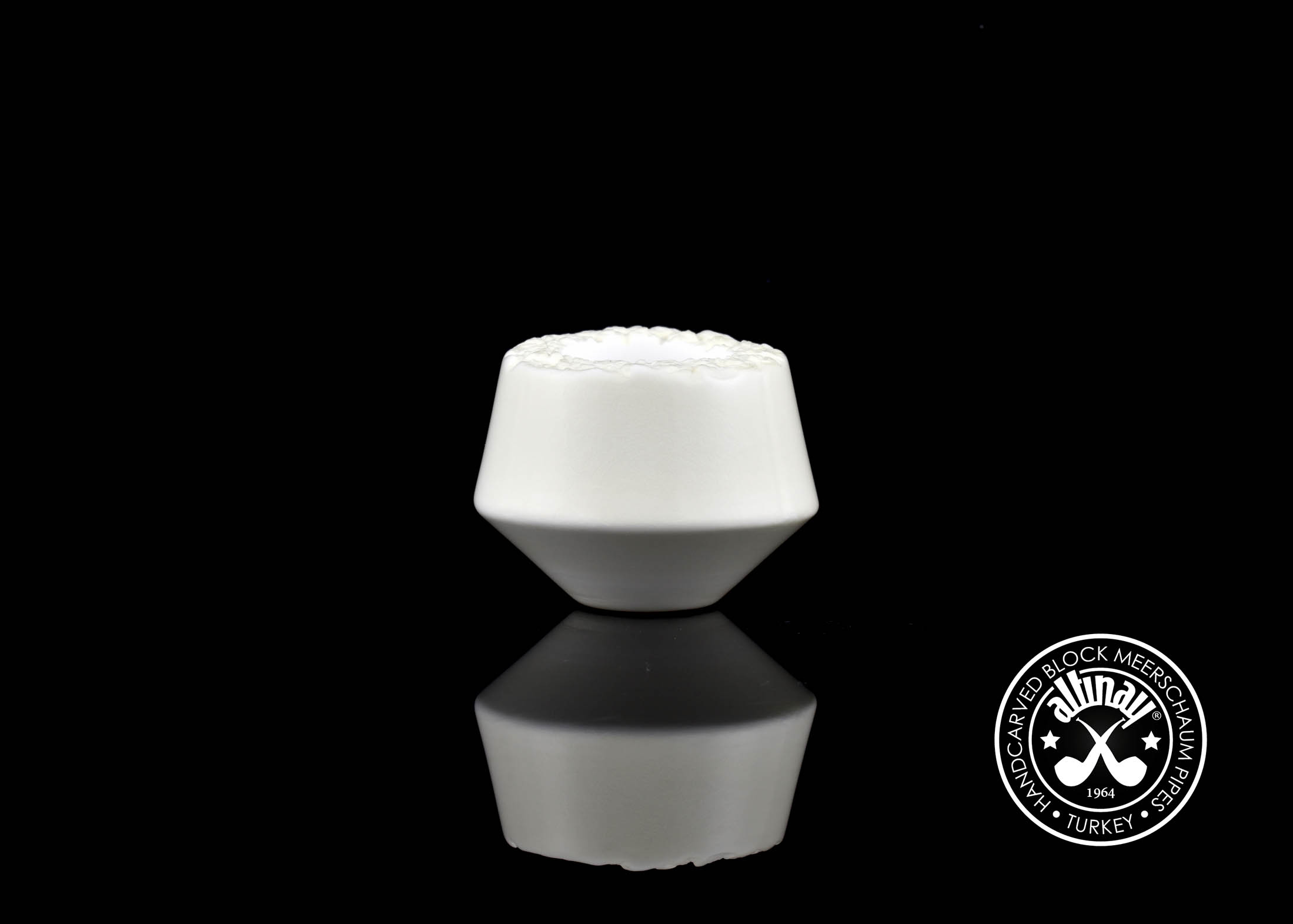 altinay-kirsten-53292-pfeifenkopf-meerschaum-glatt image 1
