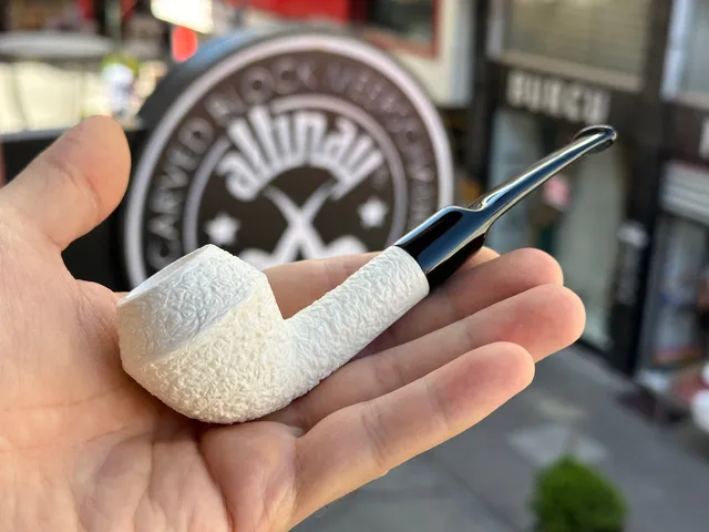 altinay-classic-rhodesian-meerschaumpfeife-abgewinkelt image 1