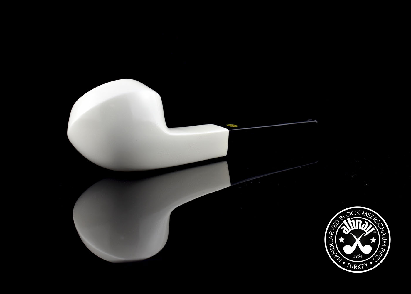 altinay-classic-bulldog-meerschaumpfeife-glatt image 3