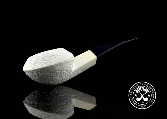 altinay-classic-bulldog-meerschaumpfeife-sepiolith-natur image 1