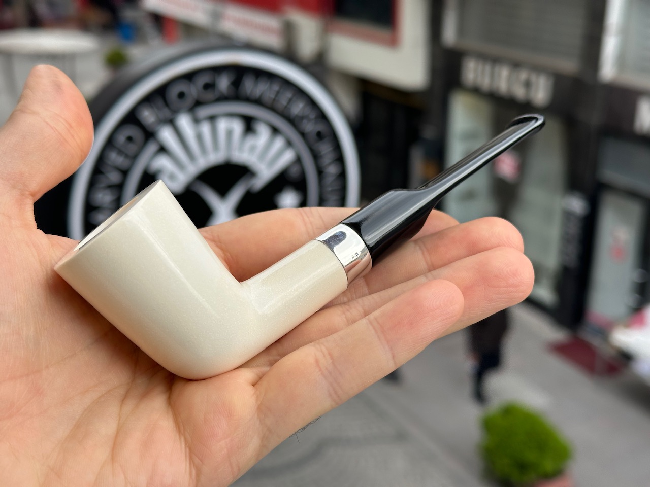 altinay-translucent-dublin-meerschaumpfeife-silberband-a image 1