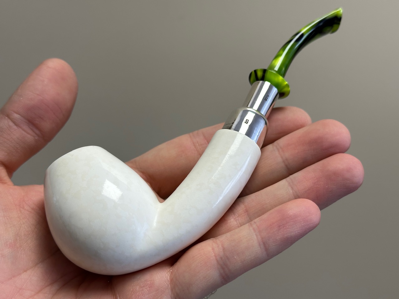 altinay-translucent-egg-meerschaumpfeife-silber-spigot-a image 5