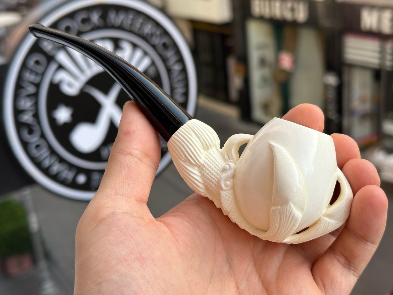 altinay-translucent-claw-meerschaumpfeife-a-natur image 3