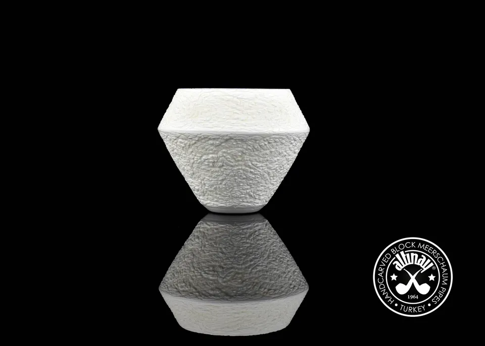 altinay-bulldog-rhodesian-kirsten-bowl-53191-meerschaum image 1