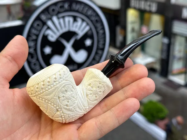 altinay-eagle-s-claw-eagle-motiv-pear-meerschaumpfeife-natur-handgeschnitzt image 1