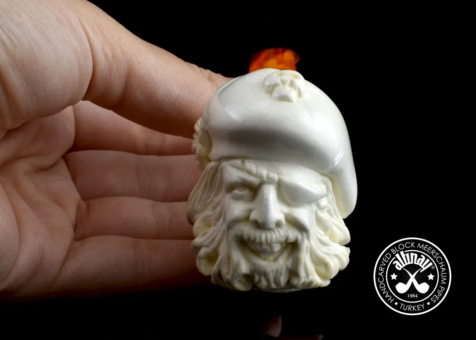 altinay-classic-pirate-meerschaumpfeife-piratenkopf-figur image 1