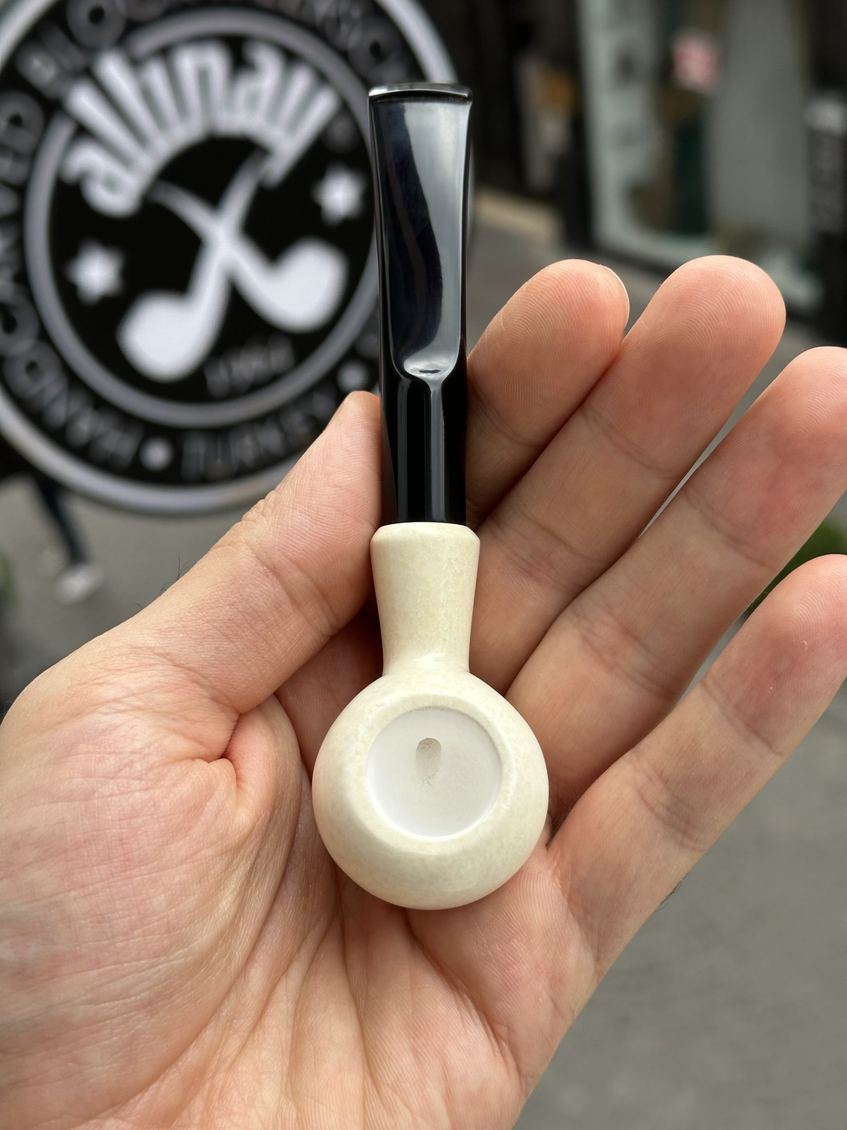 altinay-translucent-squat-tomato-meerschaumpfeife-a image 3