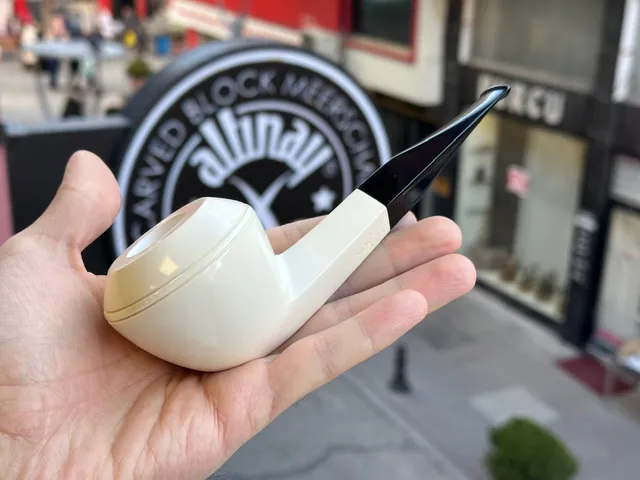 altinay-classic-xl-bulldog-meerschaumpfeife-glatt image 1