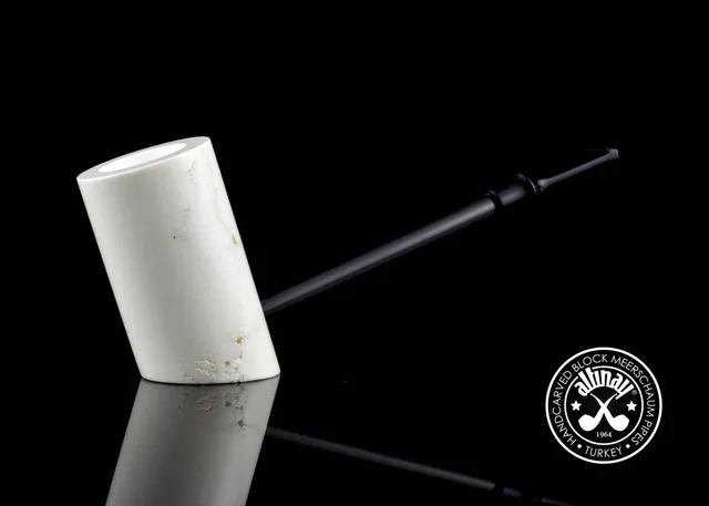 altinay-translucent-carbon-poker-meerschaumpfeife-natural image 1