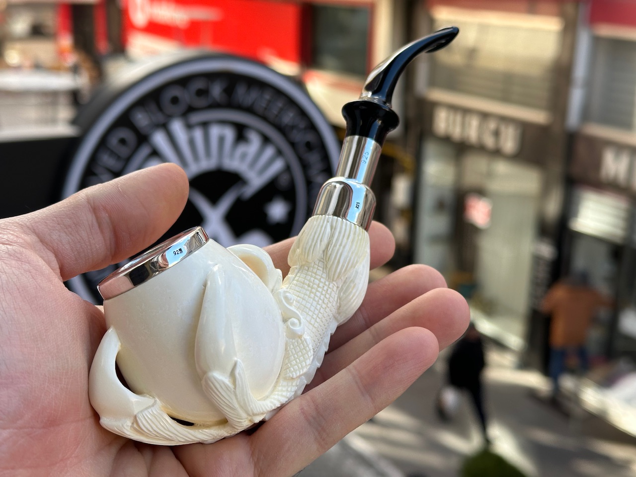 altinay-translucent-claw-silber-meerschaumpfeife-a image 2