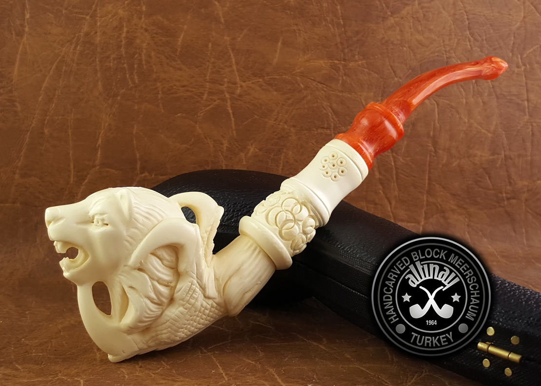altinay-wolf-in-claw-zigarettenspitze-meerschaum image 1