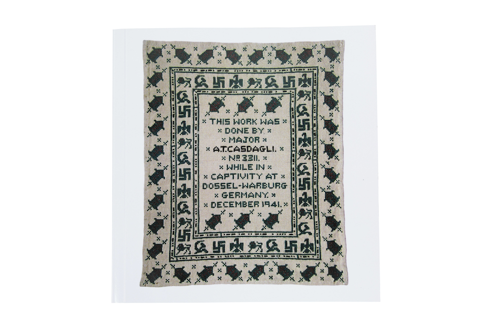 casdagli-a-stitch-in-time-god-save-the-king-sammlerst-ck image 1