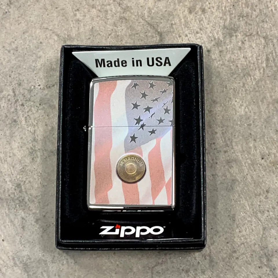 zippo-44-magnum-flag-benzinfeuerzeug-street-chrome-winddicht image 1