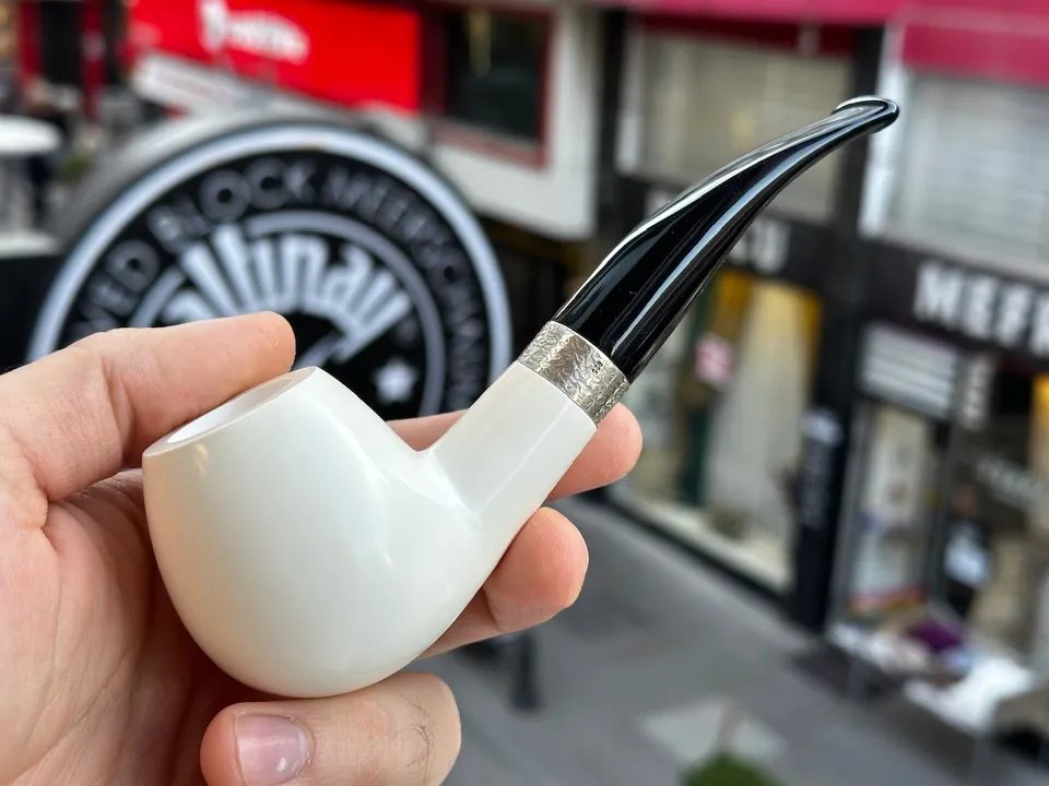 altinay-translucent-brandy-meerschaumpfeife-silberring-a image 1