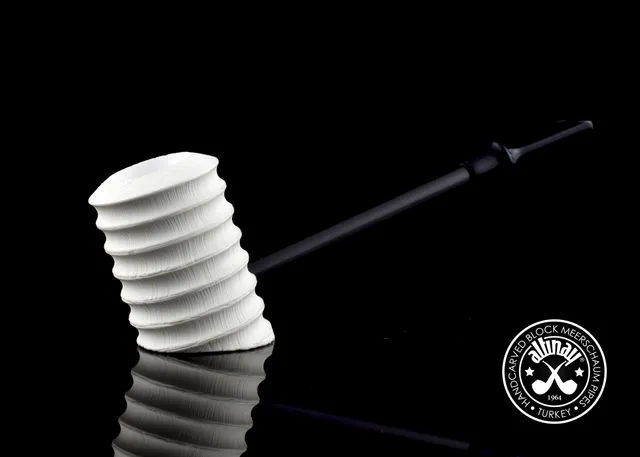 altinay-carbon-fiber-poker-meerschaumpfeife-sitzpfeife-modern image 1